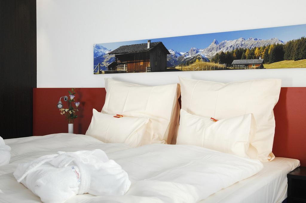 Stay2Munich Hotel & Serviced Apartments Brunnthal Eksteriør bilde